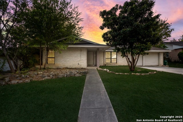 138 Nocturne, San Antonio