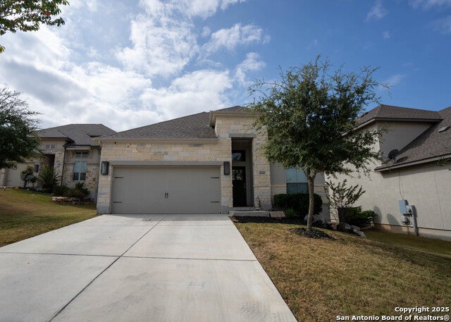 28417 Shailene, San Antonio