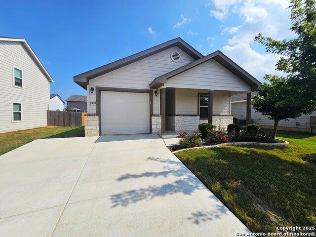 2409 Ranger Pass, Seguin