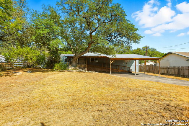 7019 Broken Arrow, Spring Branch