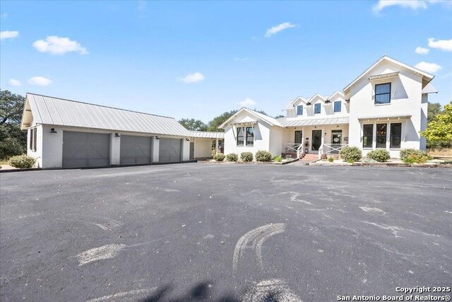 205 Longwood Drive, New Braunfels