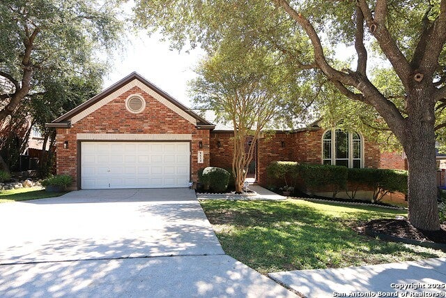 8614 Mantano Ridge, Helotes
