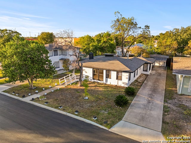 707 Chicago, San Antonio