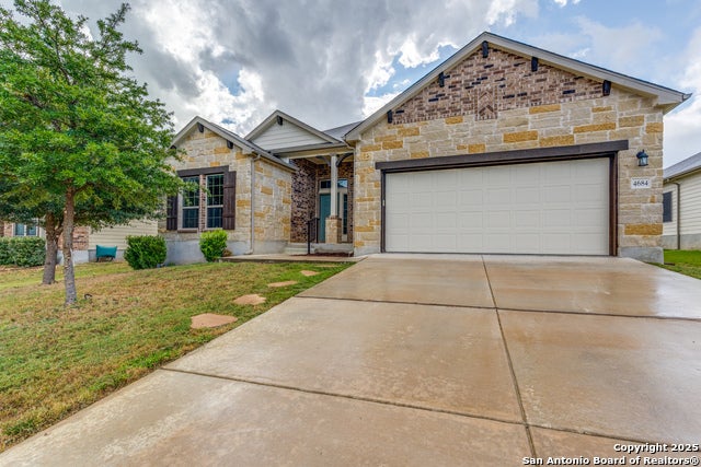 4684 Grey Sotol, Schertz