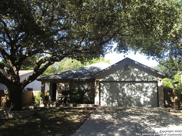 9839 Kelton, San Antonio