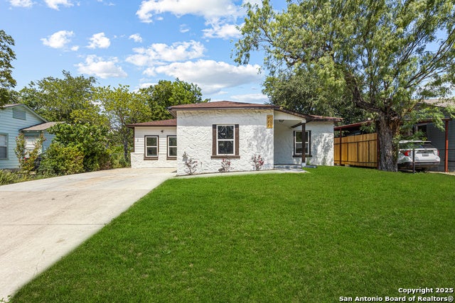 911 W Wildwood, San Antonio