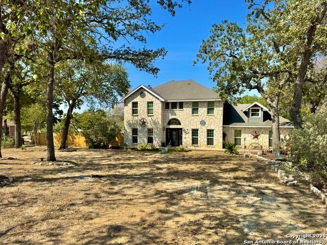 325 Eagle Ridge, Floresville