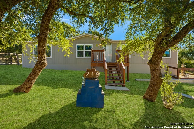 219 Private Road 1523, Bandera