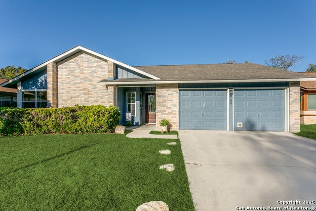 8127 Bowens Crossing, San Antonio
