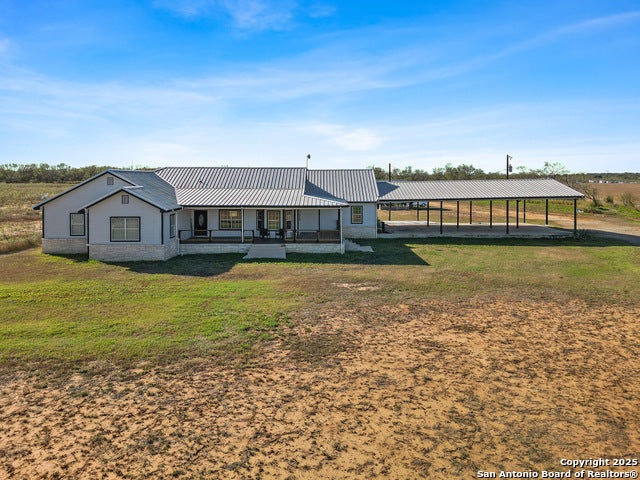 4495 N Sh 16, Jourdanton
