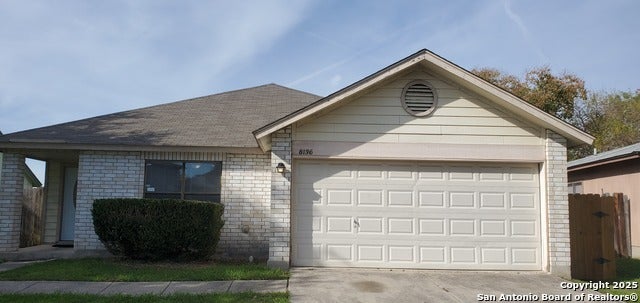 8136 Maple Meadow, Converse