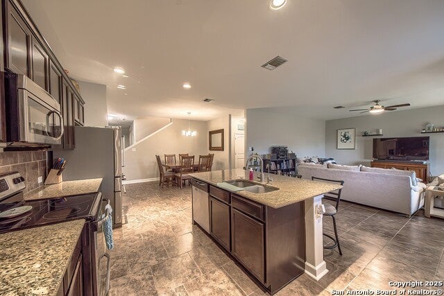 132 Blaze Moon, Cibolo