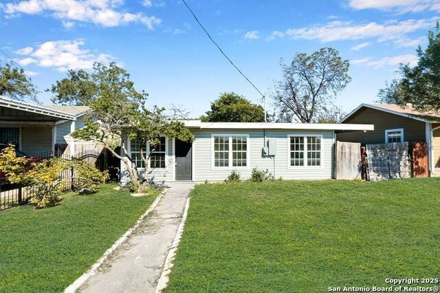 519 Price, San Antonio