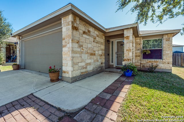 756 Spectrum, New Braunfels