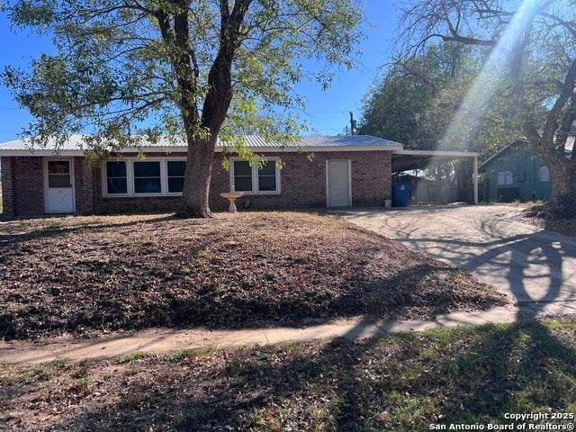 1105 Maia, Pleasanton