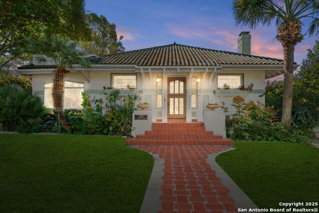 308 W Summit Ave, San Antonio