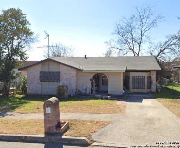 5742 White Feather, San Antonio