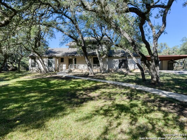 7743 Mountain Trail, Boerne