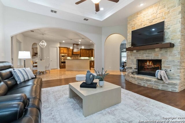 8415 Wild Wind Park, Garden Ridge