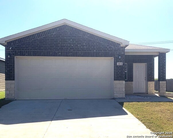 365 Autumn Blaze, New Braunfels