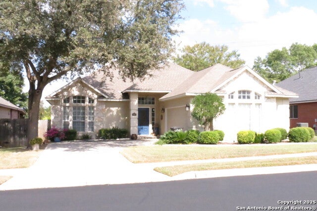 2427 Redland Point, San Antonio