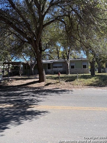 878 Torrey, New Braunfels