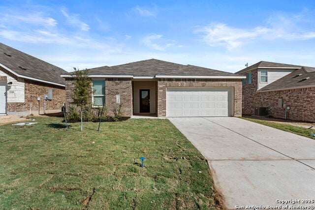 1240 Fox Wing Way, New Braunfels