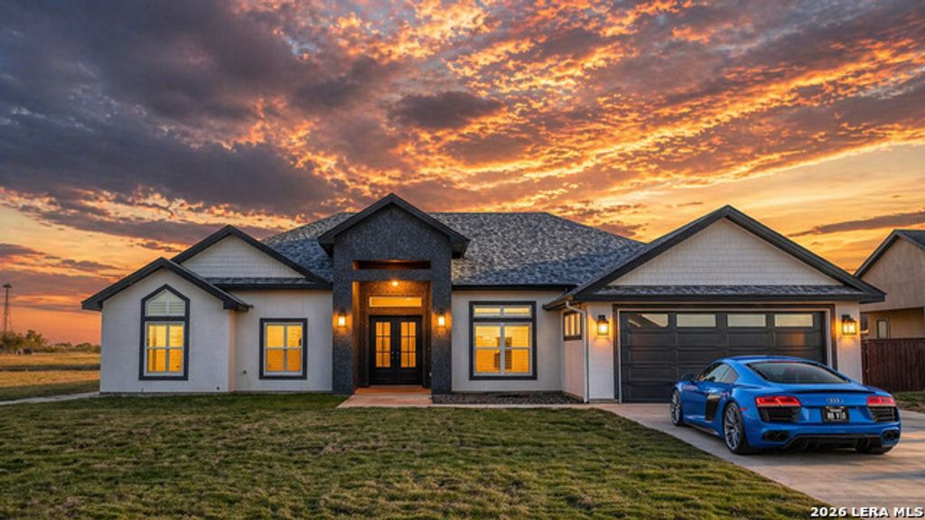 14 Hope Place, Uvalde
