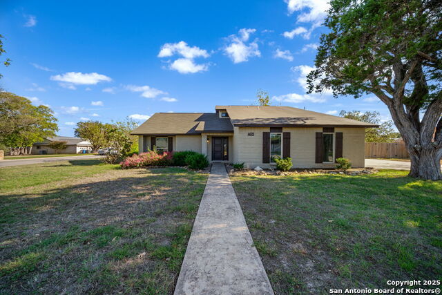 405 W Tanglewood, New Braunfels