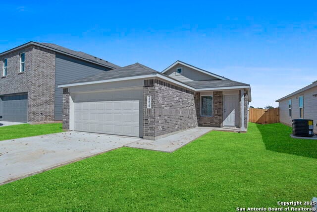 2218 Collins Alley, Converse