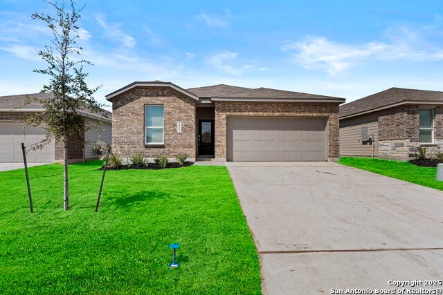 1233 Twisted Creek, New Braunfels