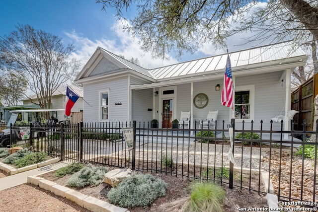 546 S Academy Avenue, New Braunfels