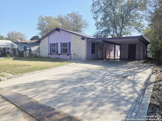 2806 Ferncircle, San Antonio