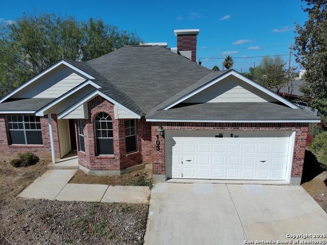 103 Saguaro, Jourdanton