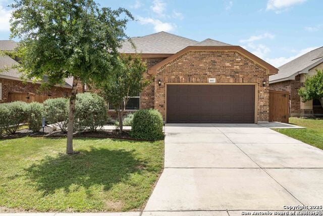 8803 Shady Mountain, San Antonio