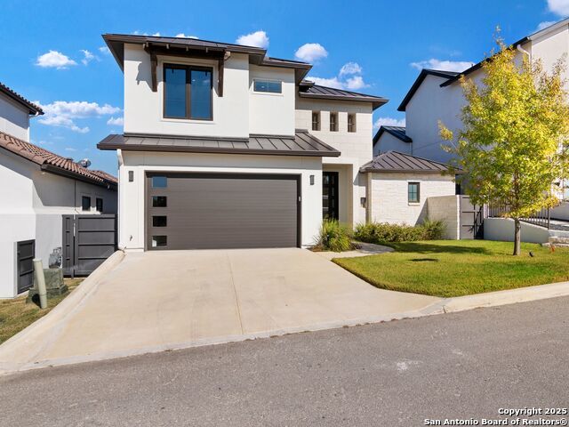 35 Dominion Heights, San Antonio