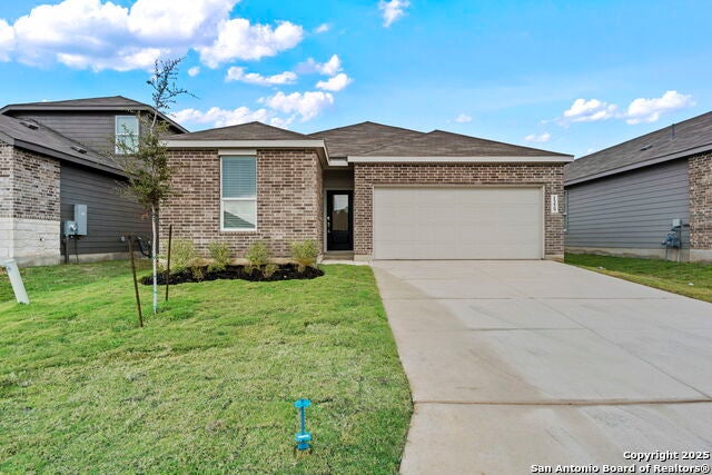 1229 Twisted Creek, New Braunfels