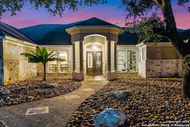 22210 Via Posada, Garden Ridge