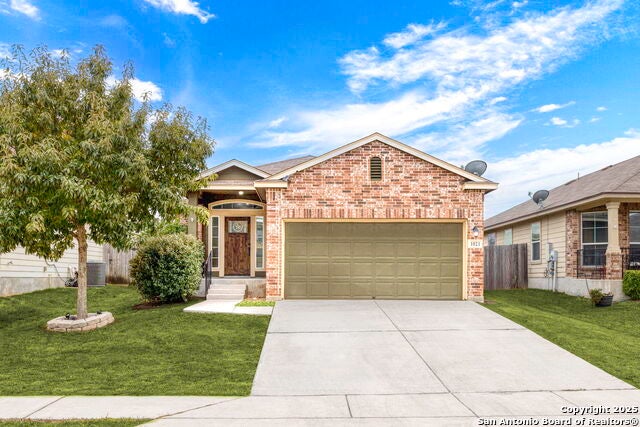 1021 Lauren St, New Braunfels