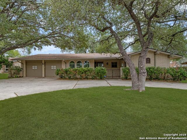 8718 Midcrown, Windcrest