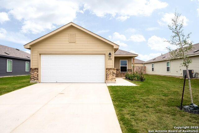 19911 Wyatt Earp, Lytle