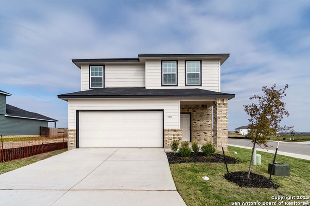 11131 Hudler Avenue, Converse