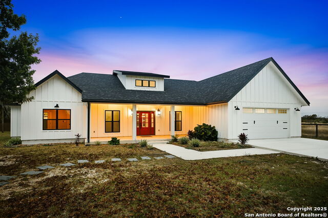 13932 State Highway 16, Pipe Creek