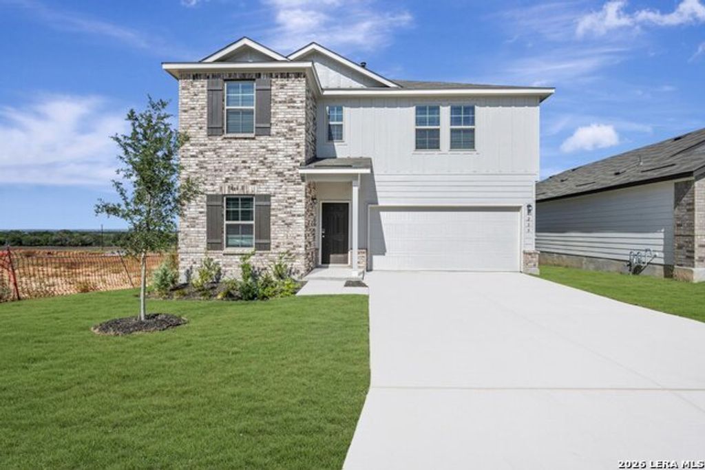 6235 Persimmon Lake, San Antonio