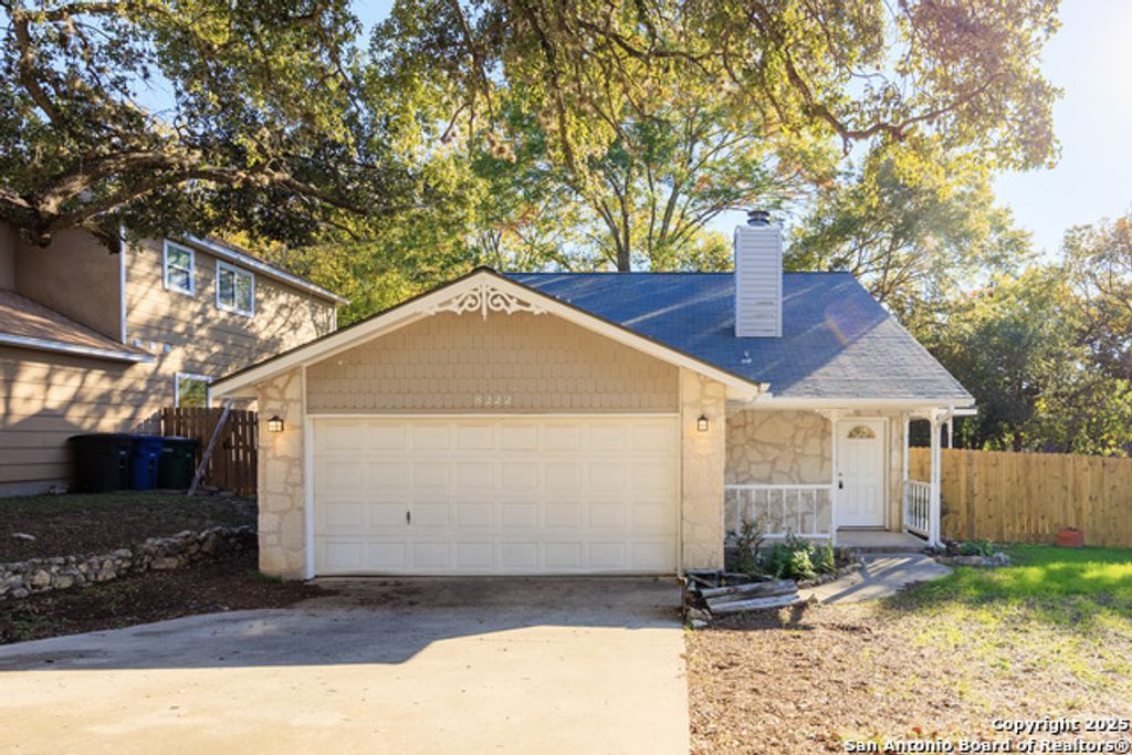 8222 Timber Slope, San Antonio