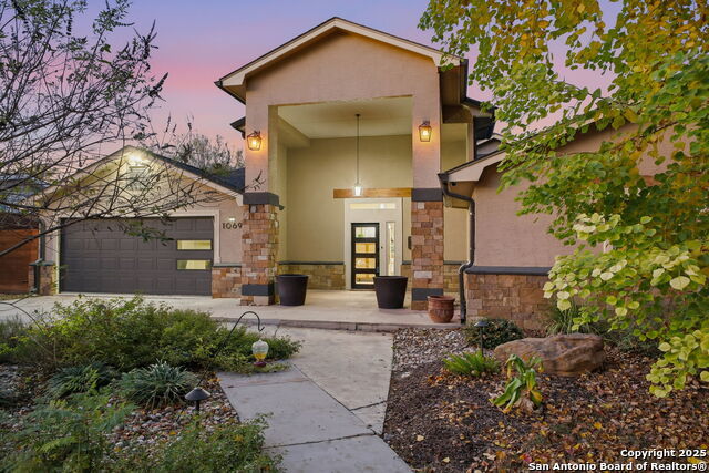 1069 Ivy Ln, Terrell Hills