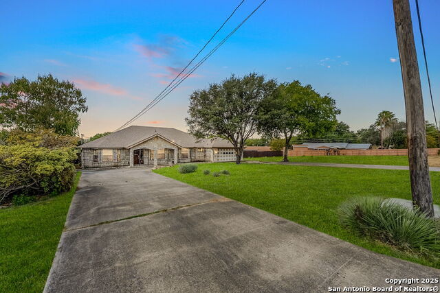 514 Jackson Keller, San Antonio