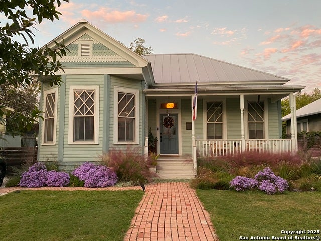 211 Devine Street, San Antonio