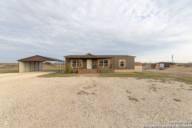 300 Private Road 2743, Moore