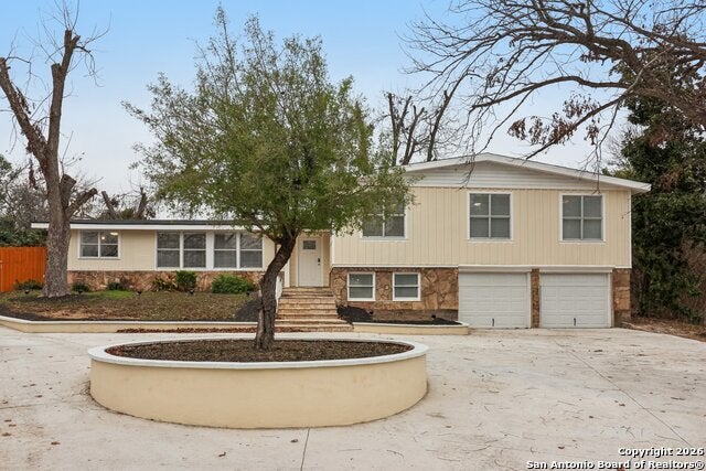 4921 Hodges, Leon Valley